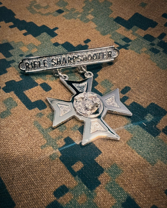 MC QUAL BDG FILE SHARPSHOOTER